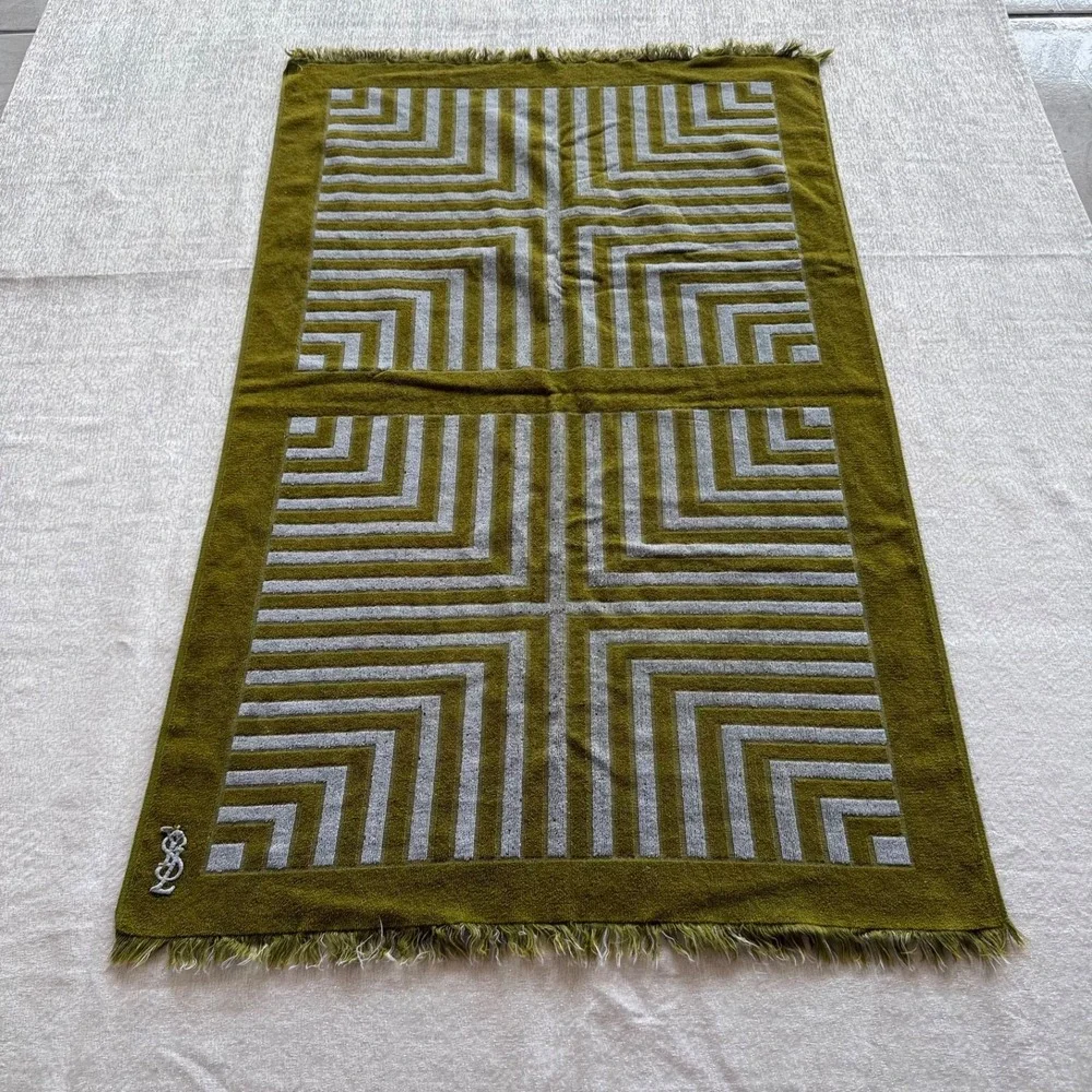 Vintage Yves Saint Laurent Fieldcrest Bath Towel Geometric MCM Fringe USA